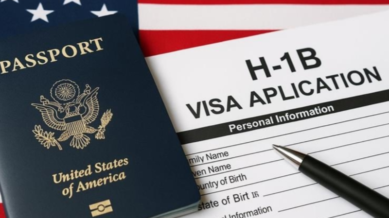 क्या आप भी चाहते हैं H-1B फीस माफ़? यहाँ है आसान तरीका