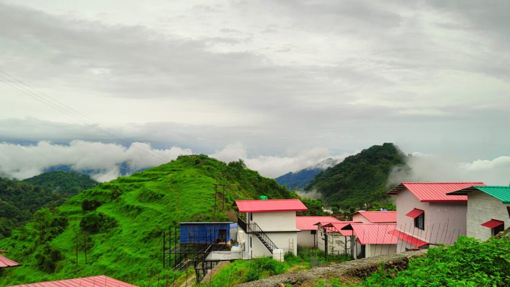 Discover the Best Resort in Lansdowne — Mountain Hamlets by HH Resorts Opens This November