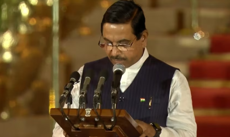 भारत का ग्रीन हाइड्रोजन लक्ष्य खतरे में, मंत्री और अधिकारियों ने बताई बड़ी वजहें भारत का ग्रीन हाइड्रोजन लक्ष्य खतरे में, मंत्री और अधिकारियों ने बताई बड़ी वजहें